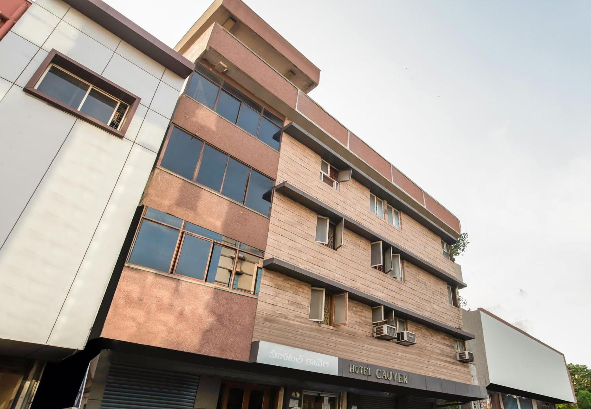 OYO Flagship 75188 Hotel Cauvery Visakhapatnam Extérieur photo